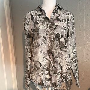 Cloth and Stone Floral Button-Up Blouse